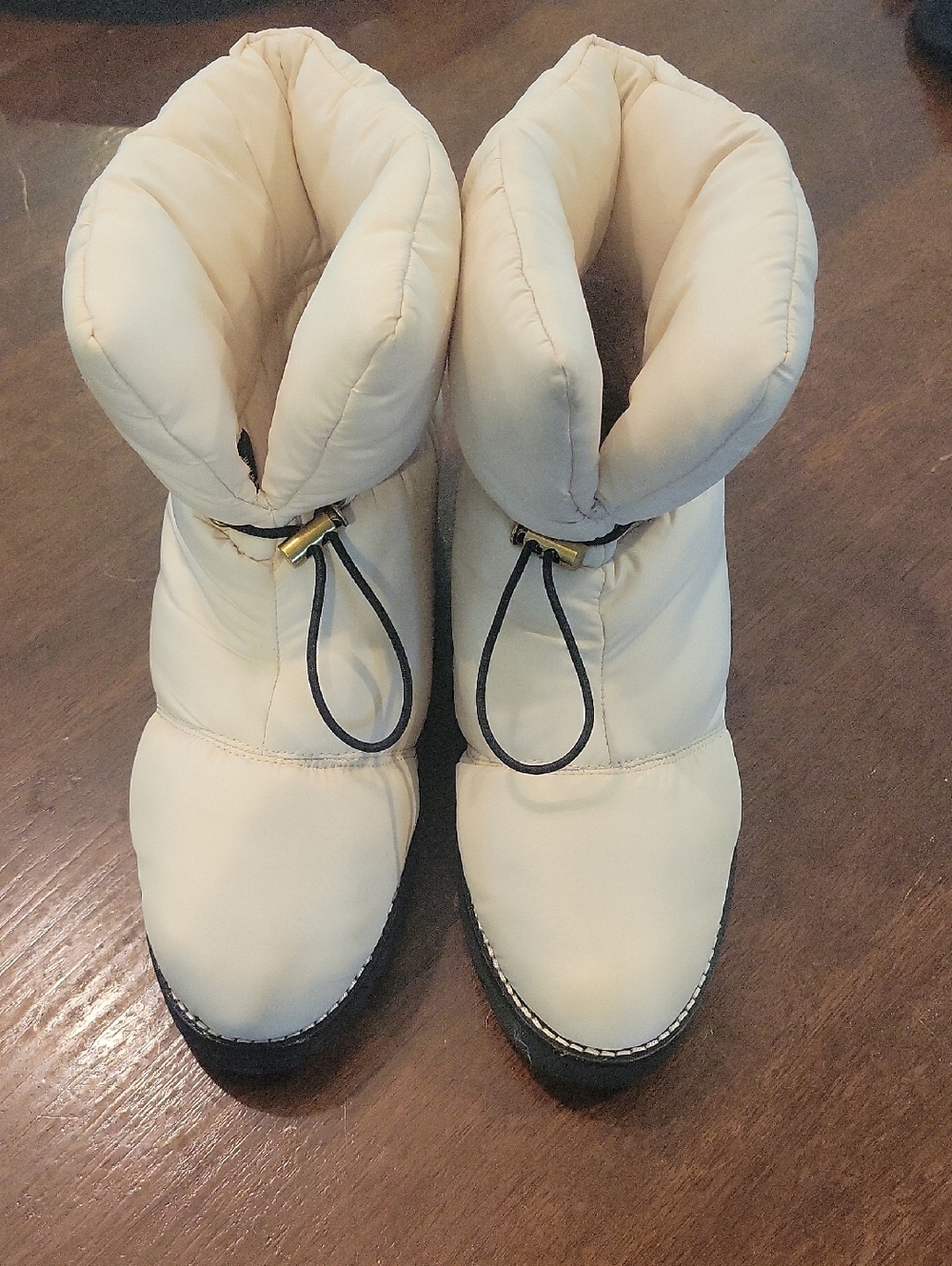J. Crew Elsa Puffer Boots Ankle Winter Boots  9 Cream